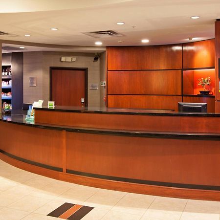 Courtyard Louisville Northeast Luaran gambar