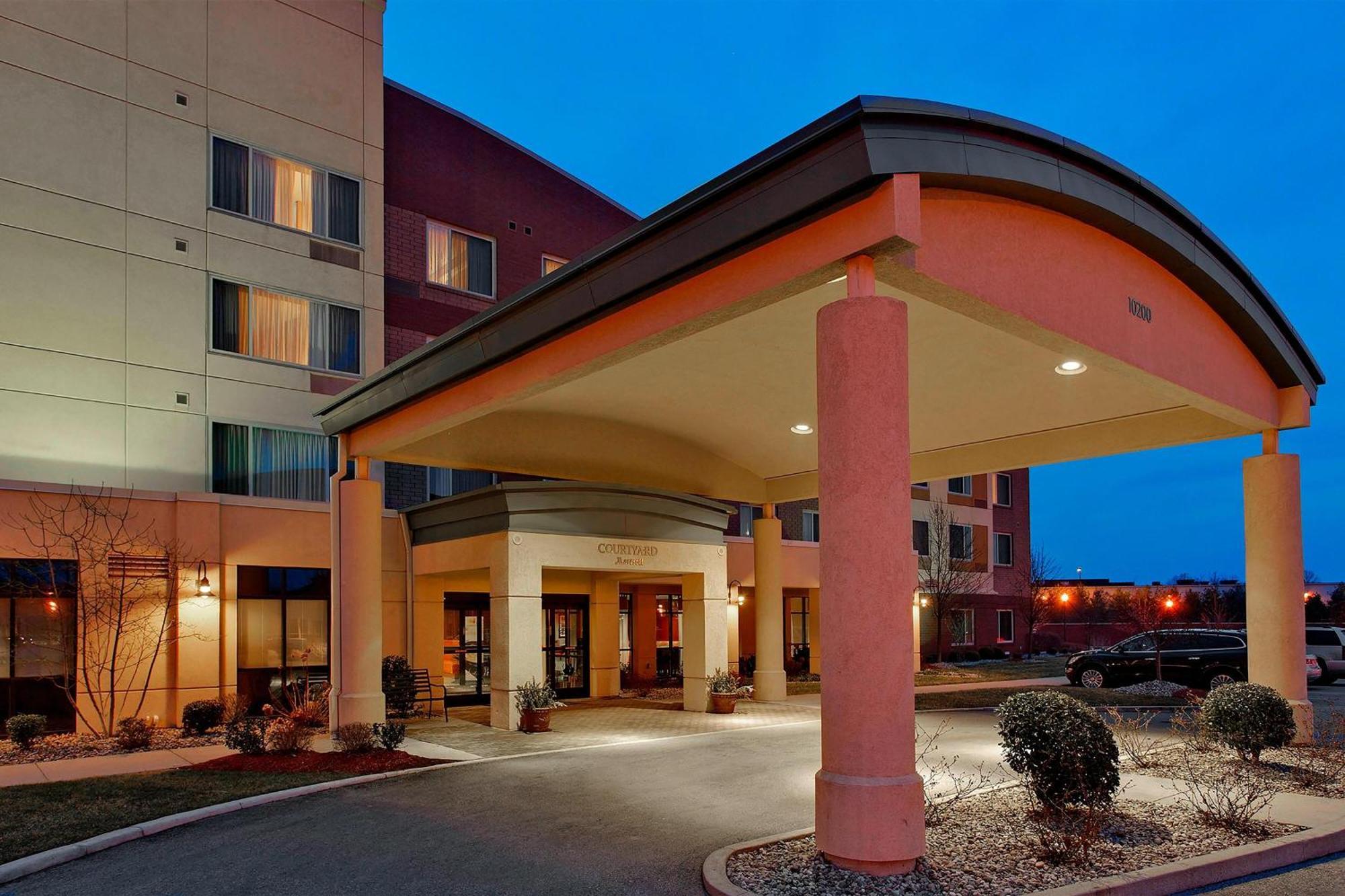 Courtyard Louisville Northeast Luaran gambar